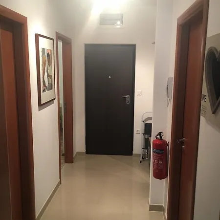 Apartman Ellas *
