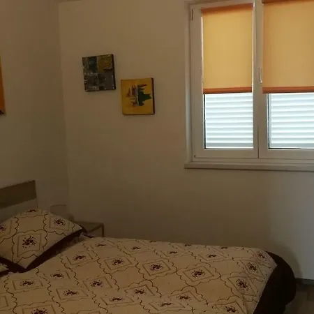Apartman Ellas